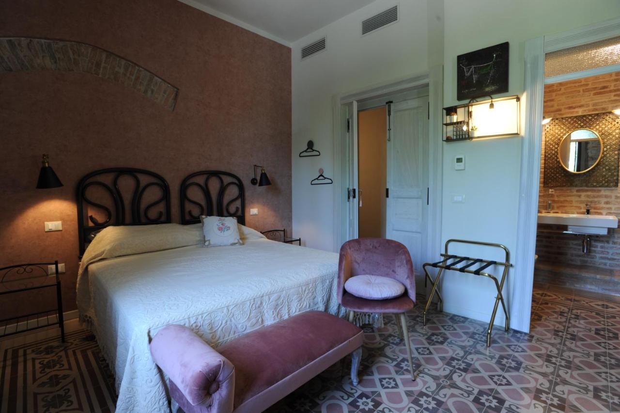Vaccarizzo AlbanesePalazzo Scura住宿加早餐旅馆 外观 照片