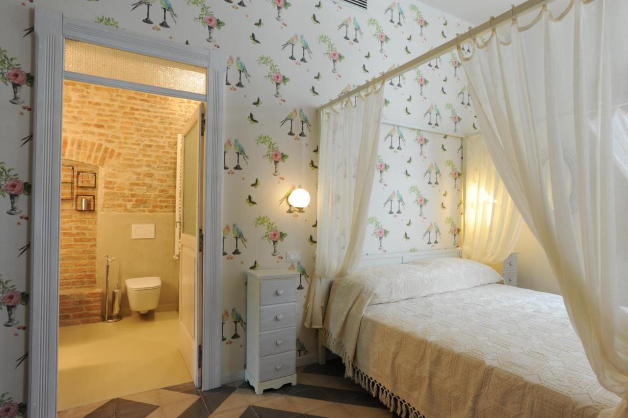 Vaccarizzo AlbanesePalazzo Scura住宿加早餐旅馆 外观 照片