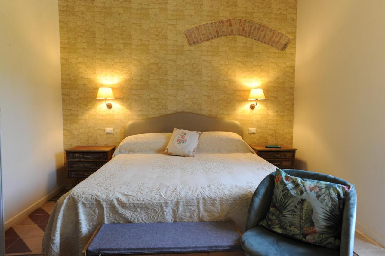 Vaccarizzo AlbanesePalazzo Scura住宿加早餐旅馆 外观 照片