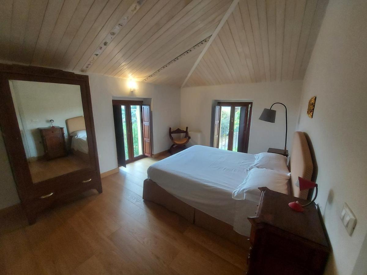 Vaccarizzo AlbanesePalazzo Scura住宿加早餐旅馆 外观 照片